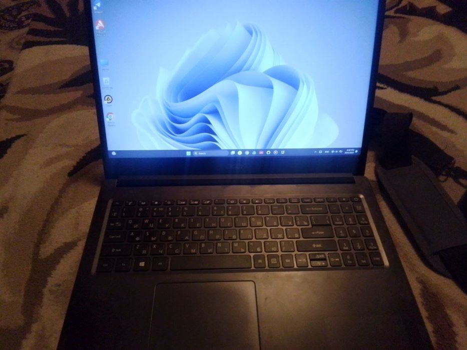 Notebook Acer 2019yil holati yaxshi 4/256