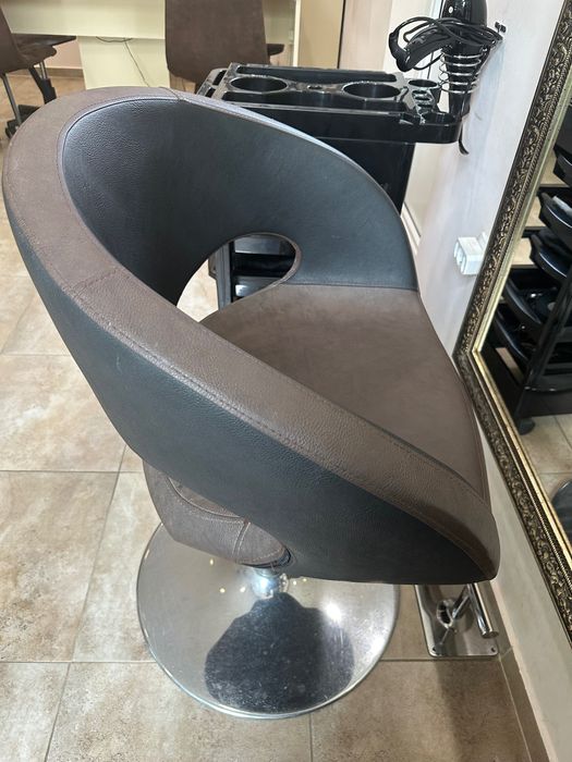 Фризьорски стол,