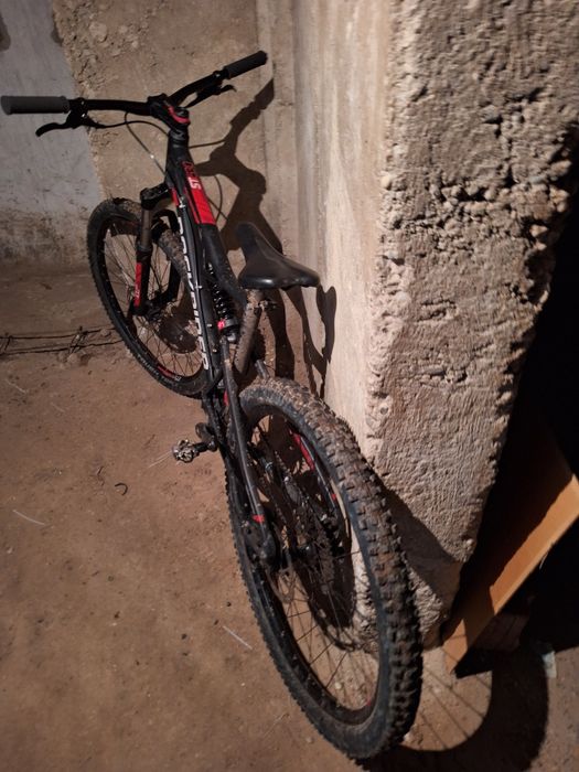 Schimb sau vând cu 2400