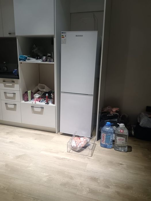 Холодильник СРОЧНО!!!
