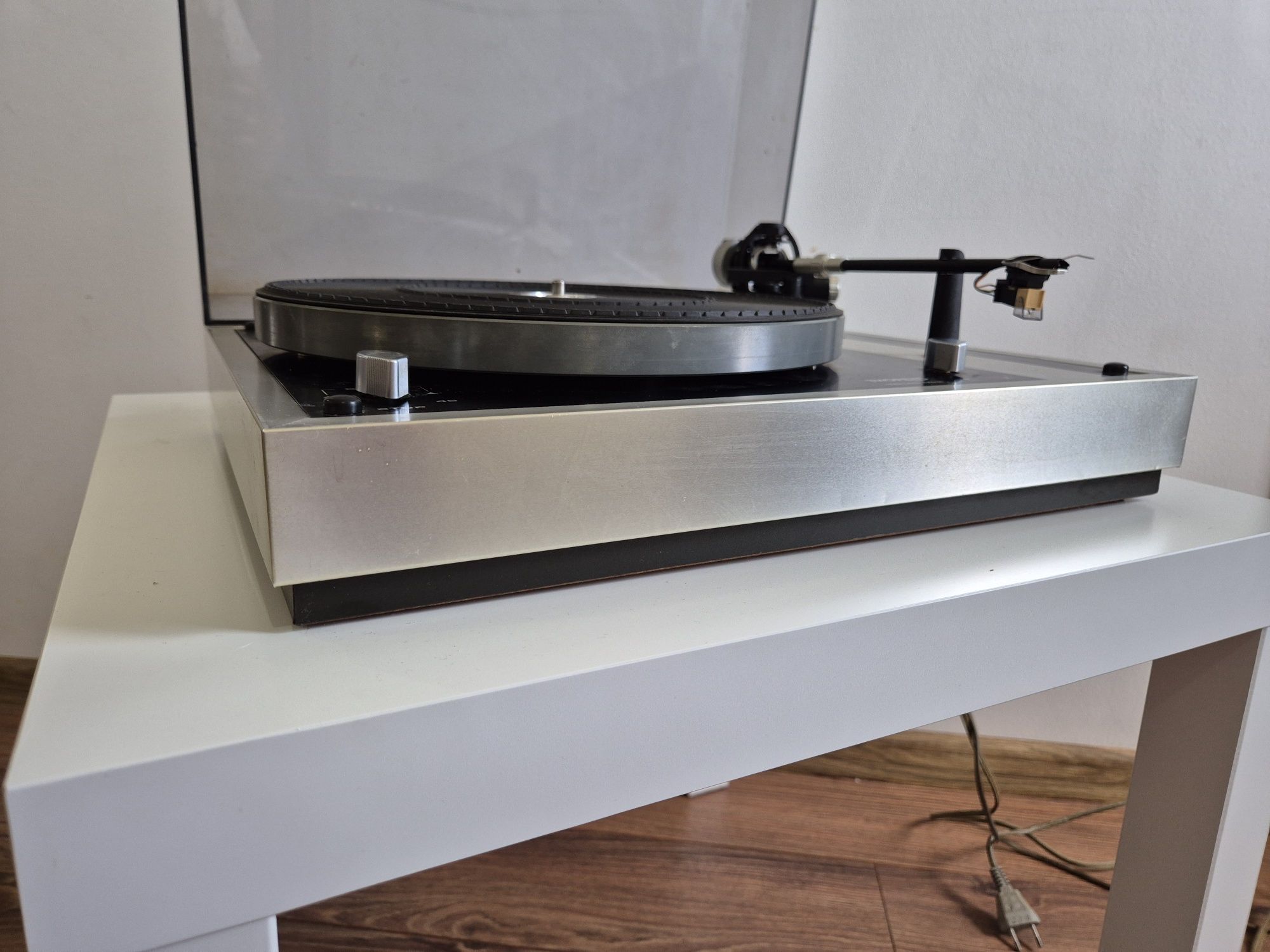Thorens TD 145 mk2 pick up superb