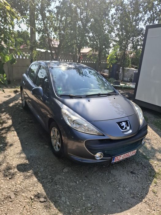 Peugeot 2007/Motor 1.4 Benzină/An 2010