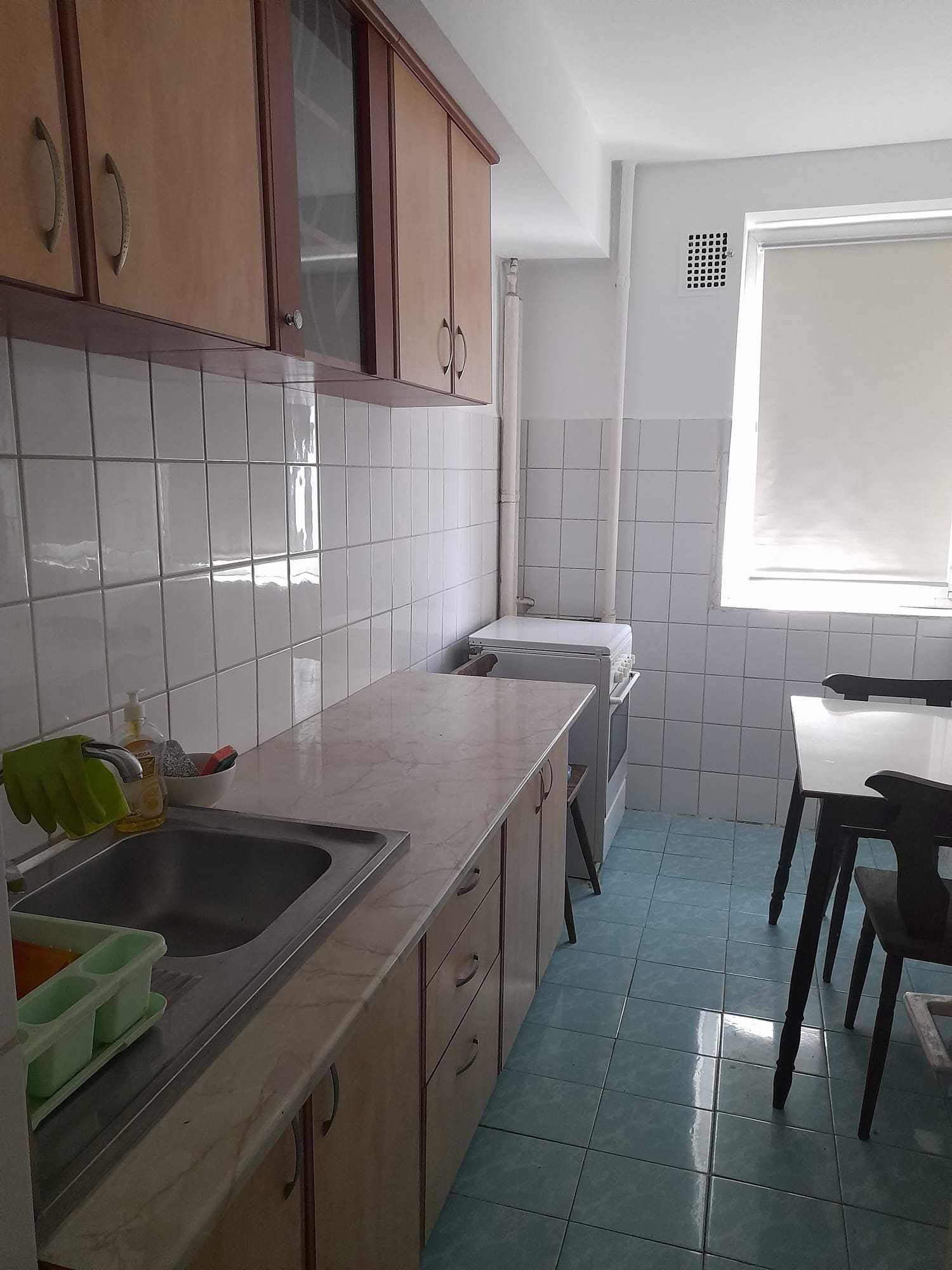 Apartament 3 camere de inchiriat metrou Grivita