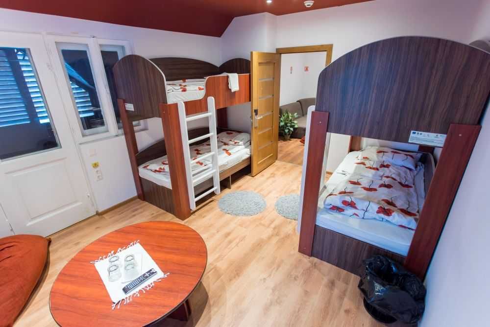 De închiriat pt. Revelion  la Green Hostel -  Sf. Gheorghe (max. 26