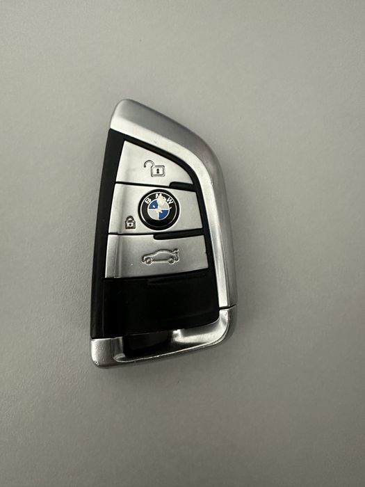Ключ BMW оригинал