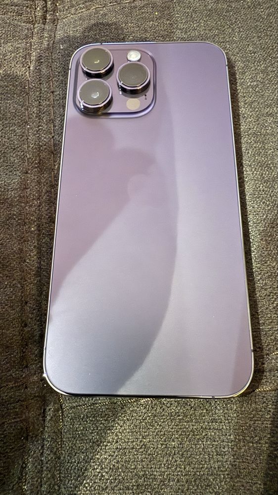 Продавам Iphone 14 Pro Max Deep Purple