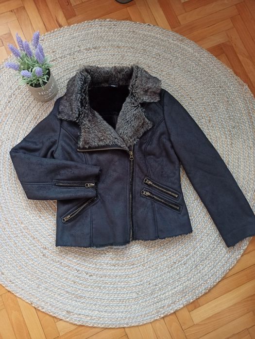Меко черно яке с топла вътрешна част