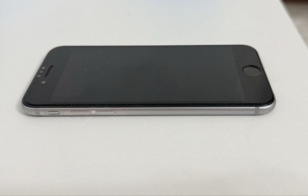 Продам Айфон 6S 64Гб