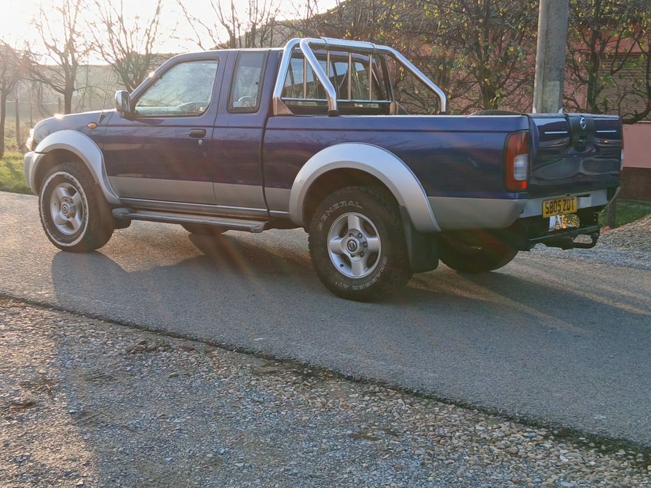 Nissan Navara 2.5