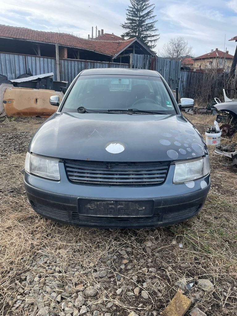 Vw Passat 1.6i НА ЧАСТИ