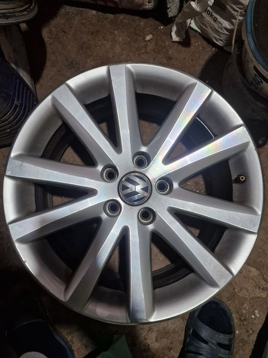 Vând jante de tabla și aliaj!