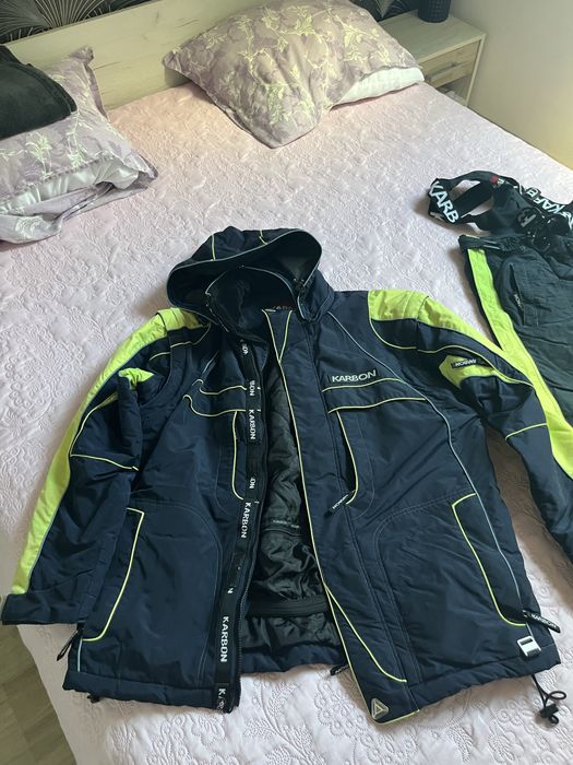 Мъжки ски екип в добро състояние