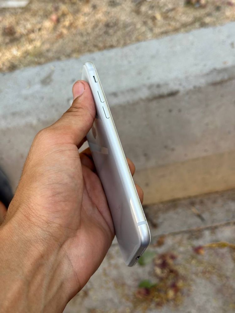 Iphone 8 LLA 64gb