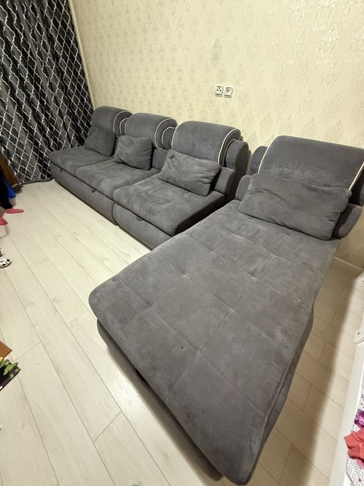 Диван срочно продаю