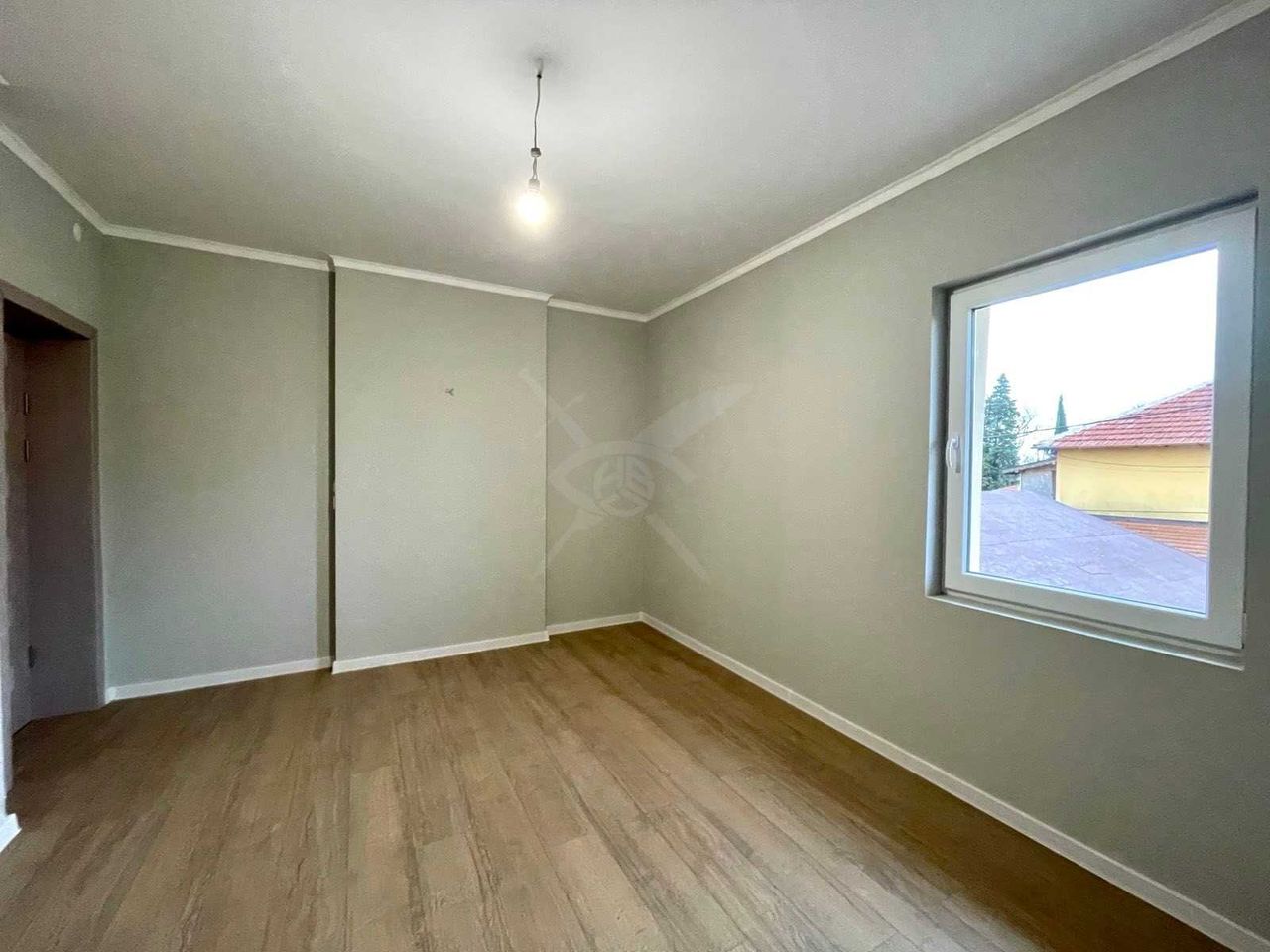 Продава се Тристаен апартамент в Несебър - 92 кв.м за 1414 €/кв.м - Снимка #1