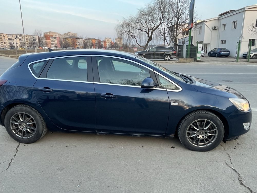 Opel Astra J 1.7Cdti 125cp