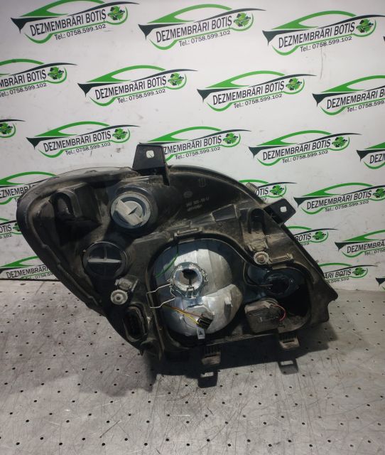 Far stanga 247 381 00 Mercedes-Benz Sprinter a 2-a generatie 906
