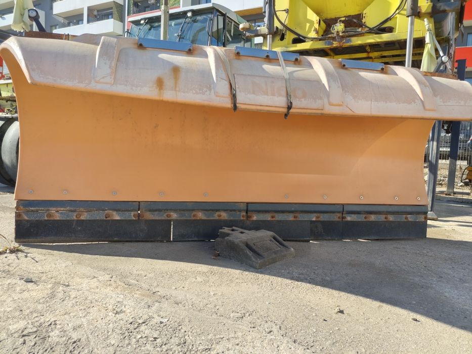 Sararita Nido Stratos B70-42, 7m cu lama, Firma