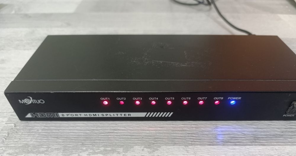 Splitter / distribuitor/ switch MAITUO HDMI 4K 8 porturi
