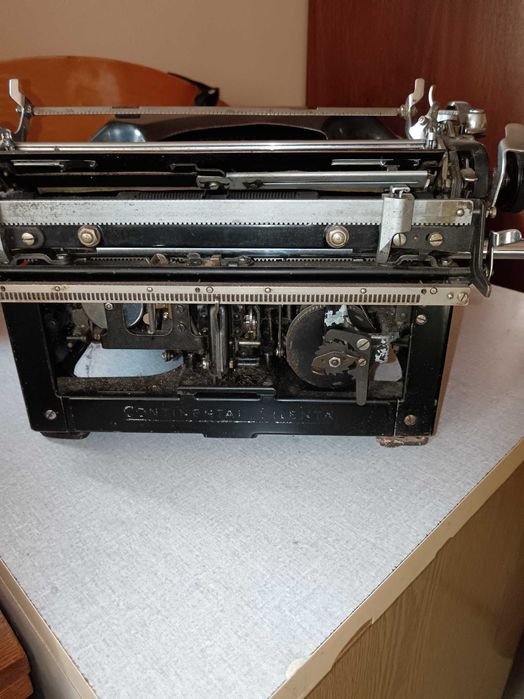 Пишеща машина  ConTinenTаL SILENTA