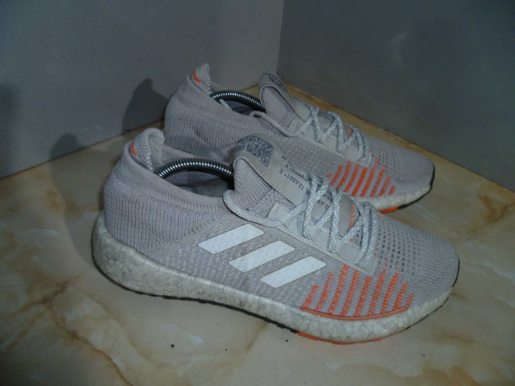 Adidas Boost маратонки