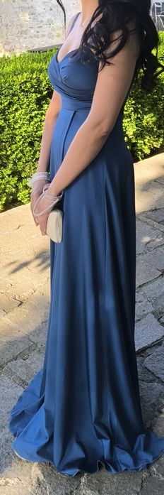 Официална сатенена рокля