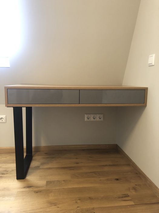 Мебели по поръчка