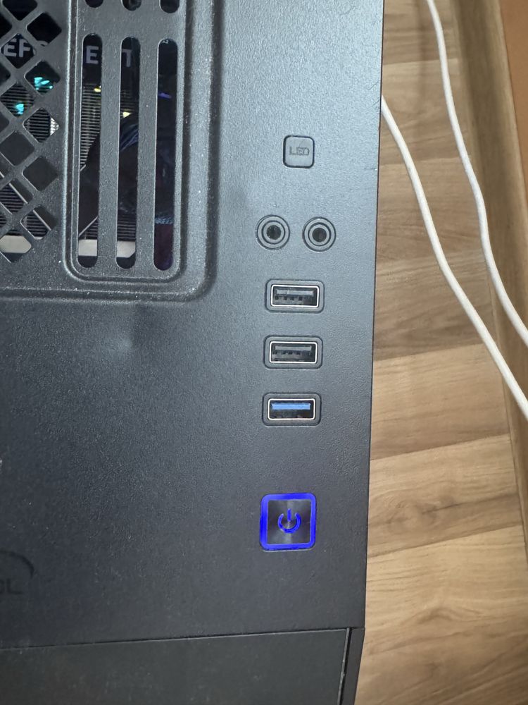 Геймърски компютър RTX 4070 Super Windows 11 Pro
