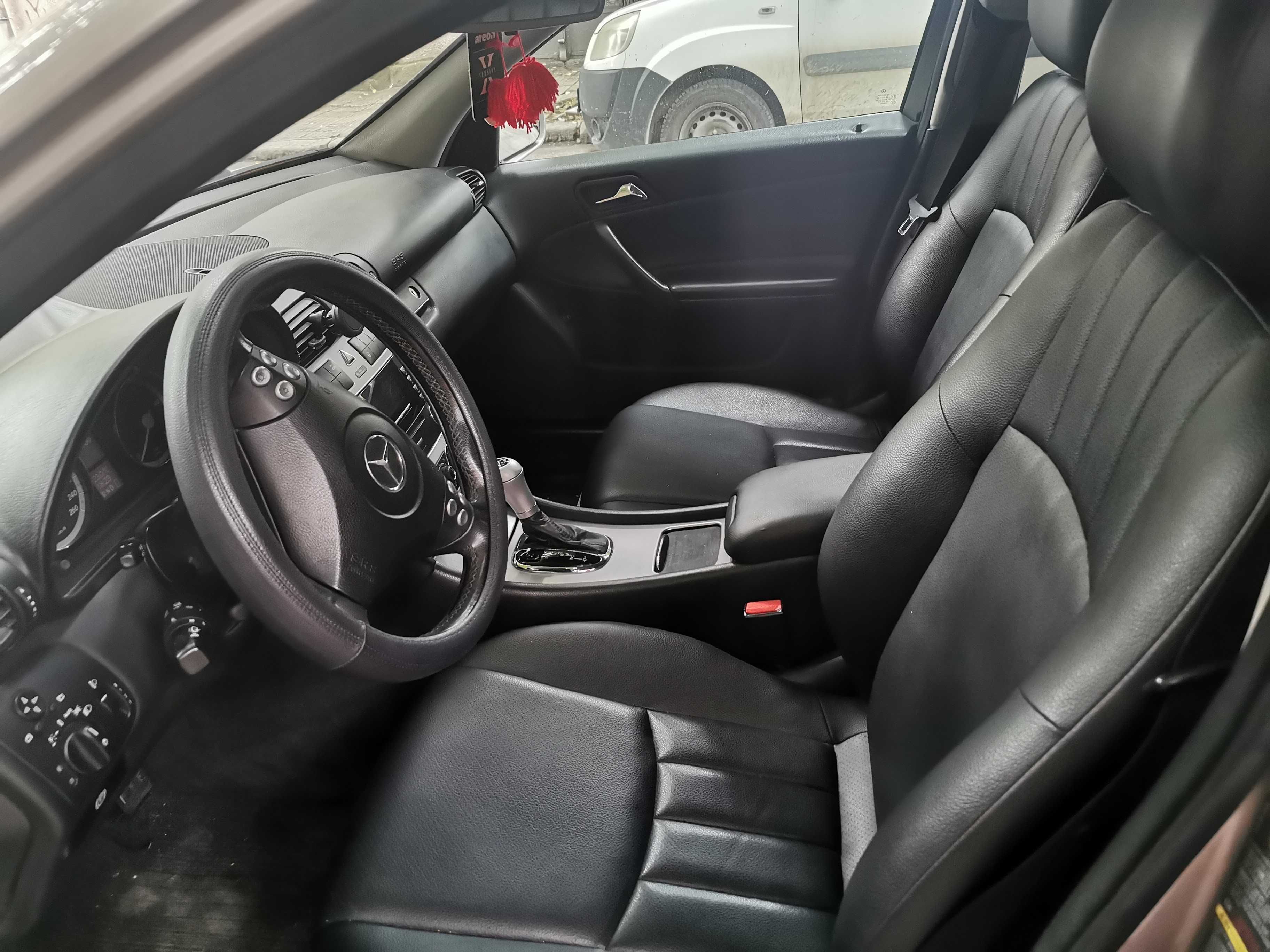 Мercedes  Benz c 200 AMG SPORT PAKET  комби