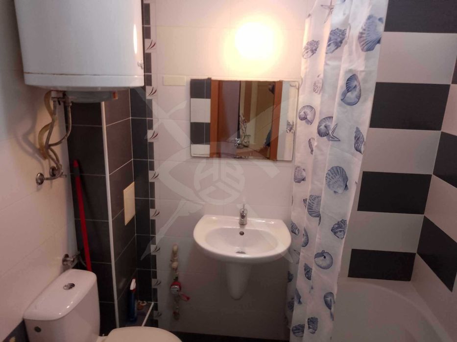 Дава се под наем Двустаен апартамент в Варна, Бриз - 75 кв.м за 350 € - Снимка #5