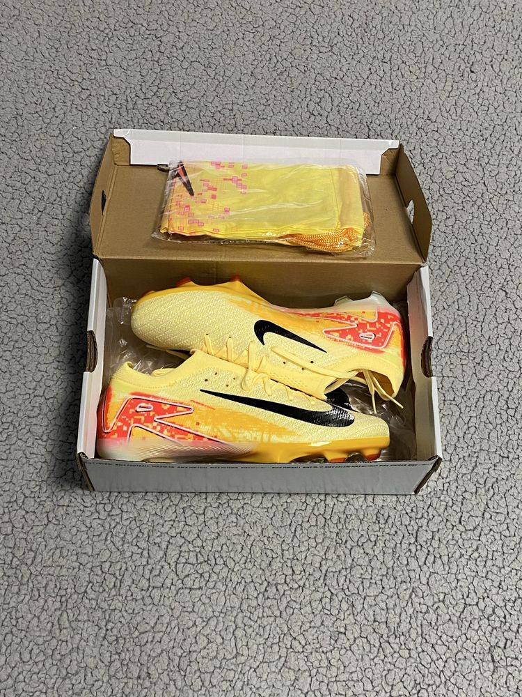 Бутонки Nike Kylian Mbappe edition