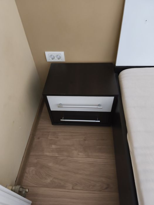 Set pat + saltea cu memorie 1.60 x 2.00 + 2 x noptiere