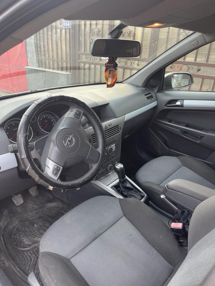 Opel Astra  H 1.7 cdti