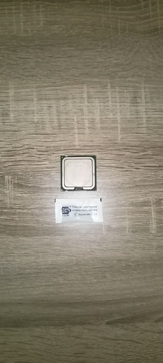 Процесор Intel Pentium E2200 2.2 GHz
