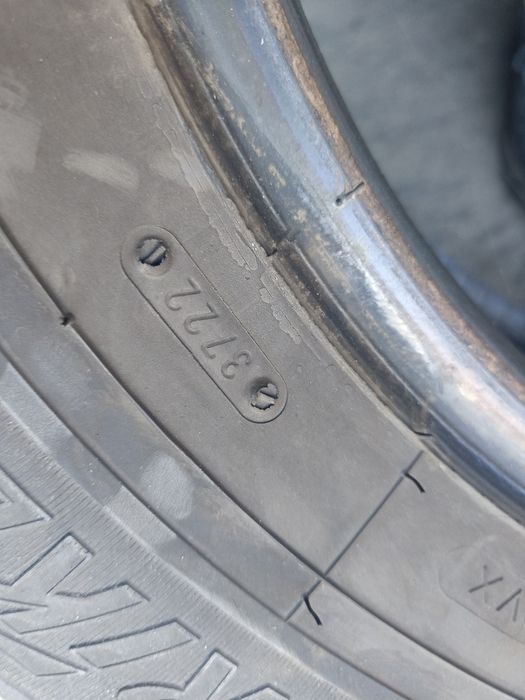 БУСОВИ ЗИМНИ -16цола -225/75-1бр.-80лв."RIKEN"