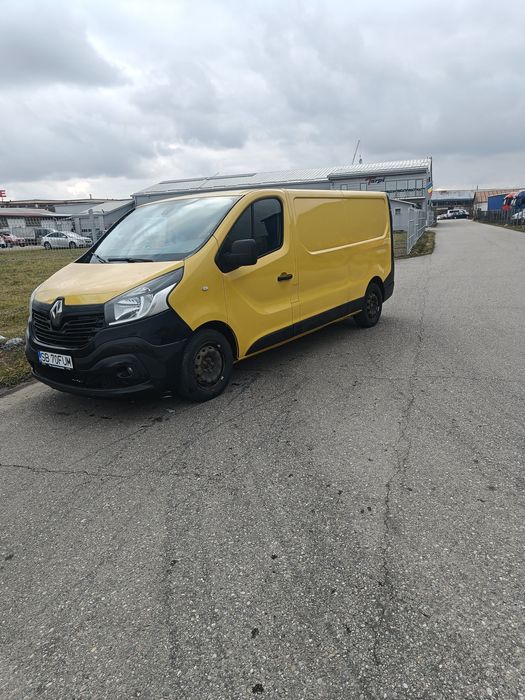Renault Trafic 2015 lung camera marsalier / schimb cu hala
