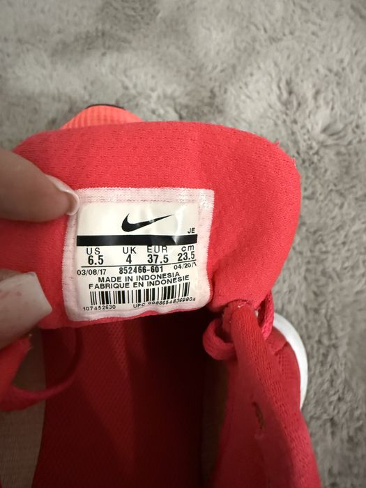 Adidasi Nike Running