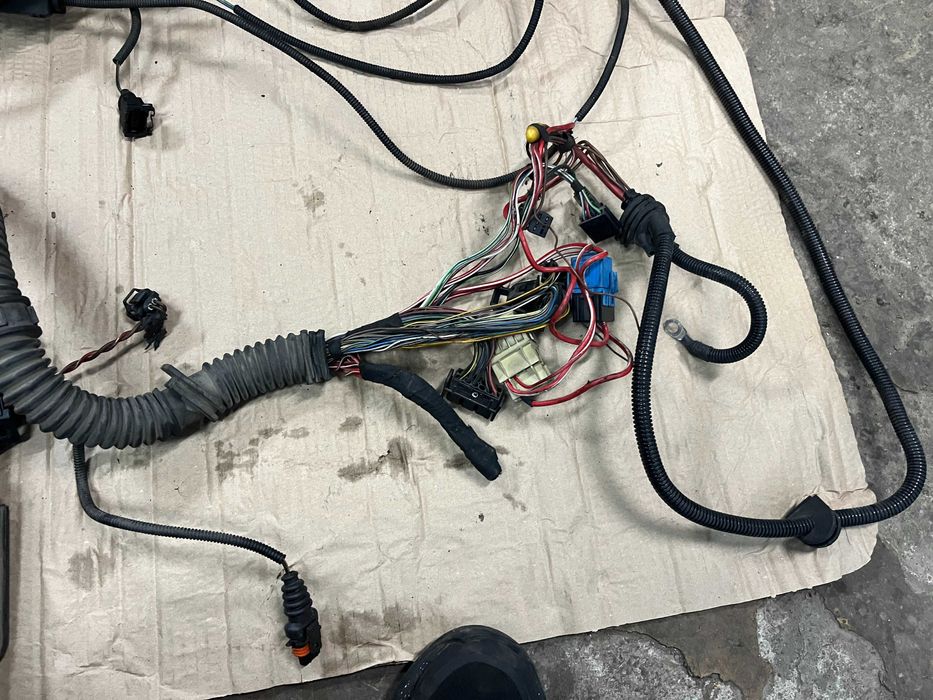 Инсталацията на двигателя за BMW E46 330D (184 к.с. ръчка)