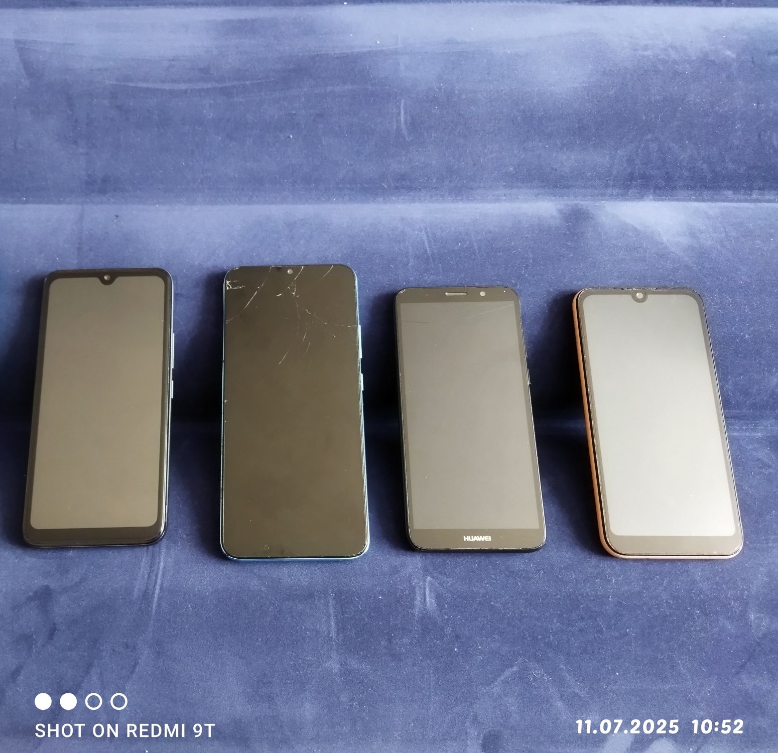 Huawei Y9  2019 память 2/32 гб в нормальном состоянии