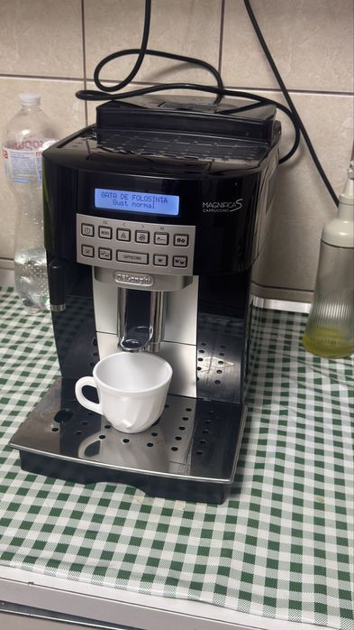 Aparat de cafea Delonghi Magnifica S