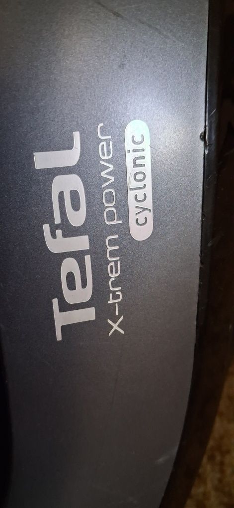 Пылесос Tefal...