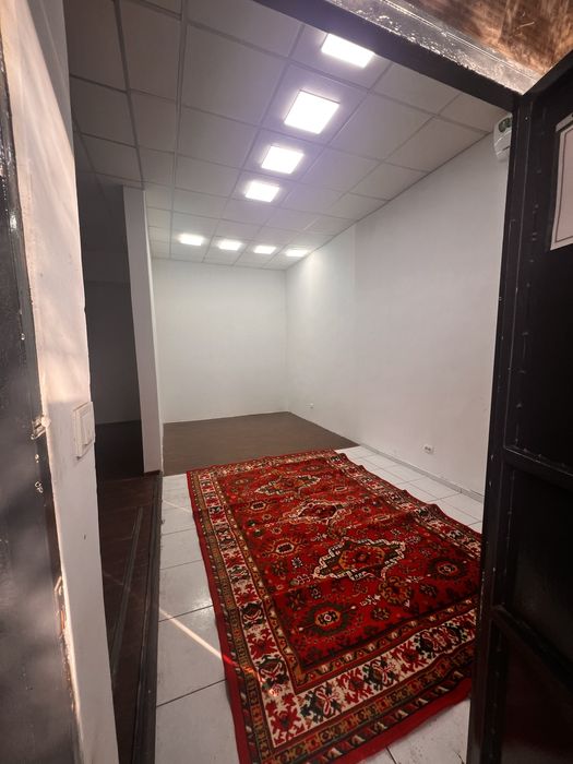 Doʻkon uchun joy yoki ofis arendaga beriladi.