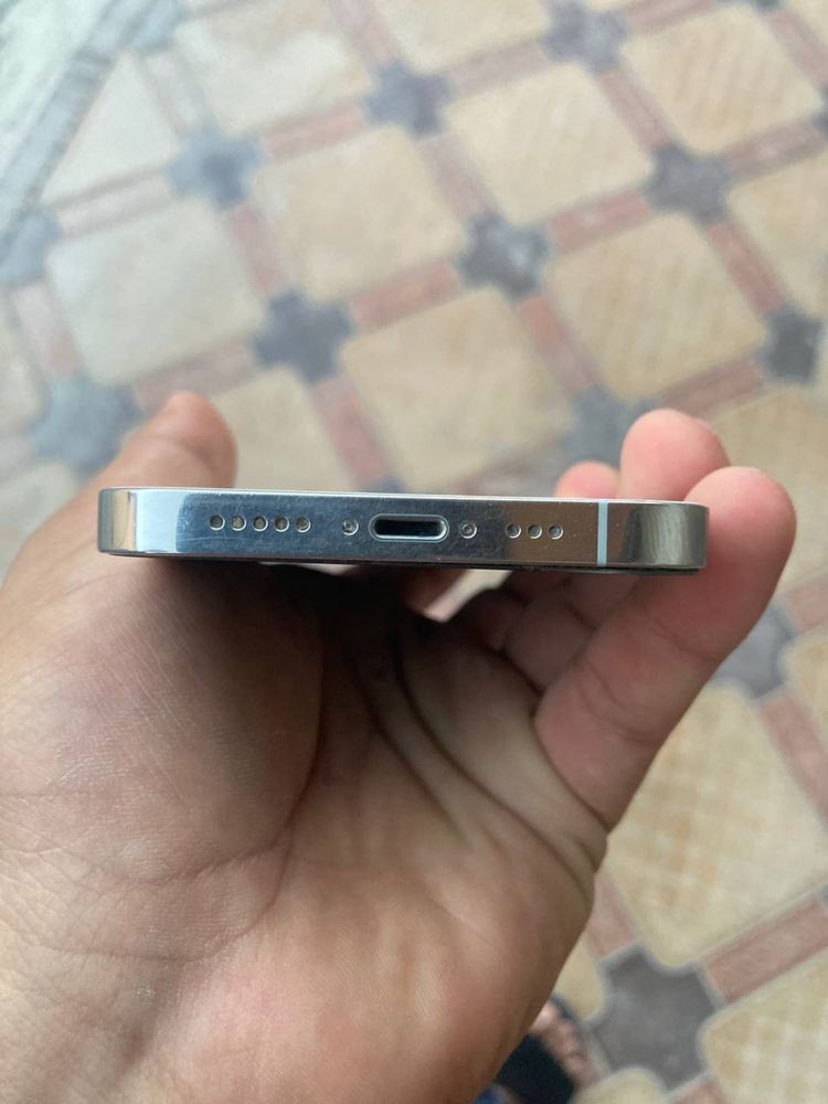 Iphone 12 pro white