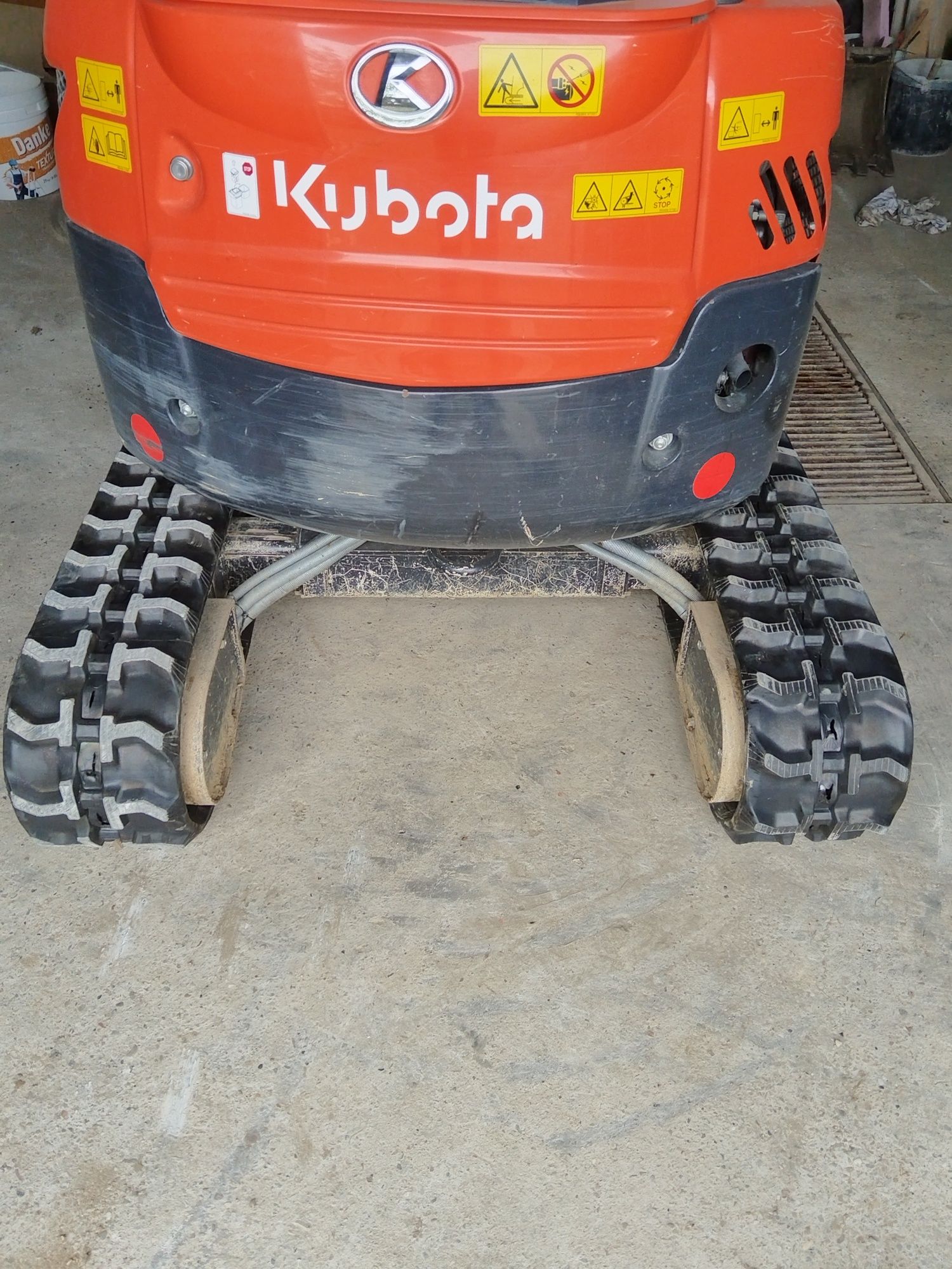 Vând miniexcavator kubota u15