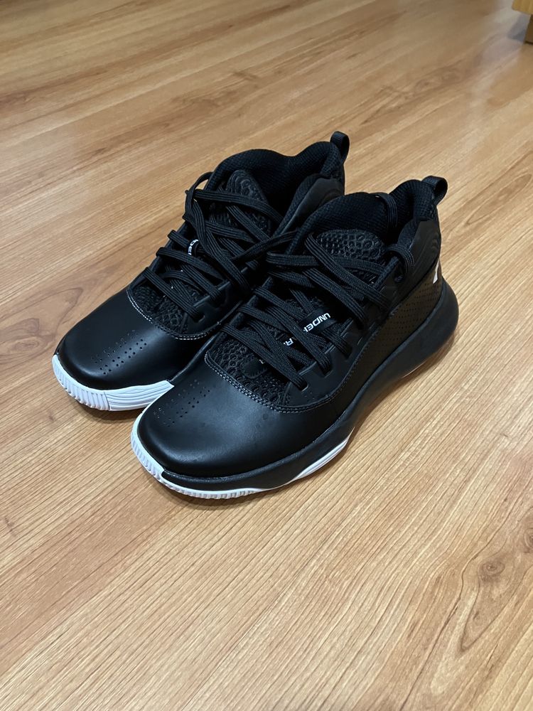 Обувки Under Armour Lockdown 4 black