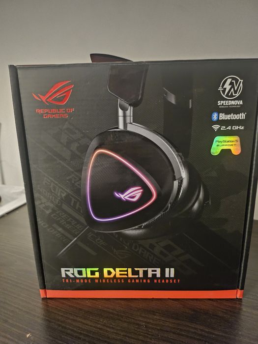 Casti Gaming ROG Delta II