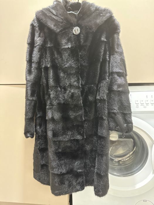 Норковая шуба ( размер с 42 до 50)
