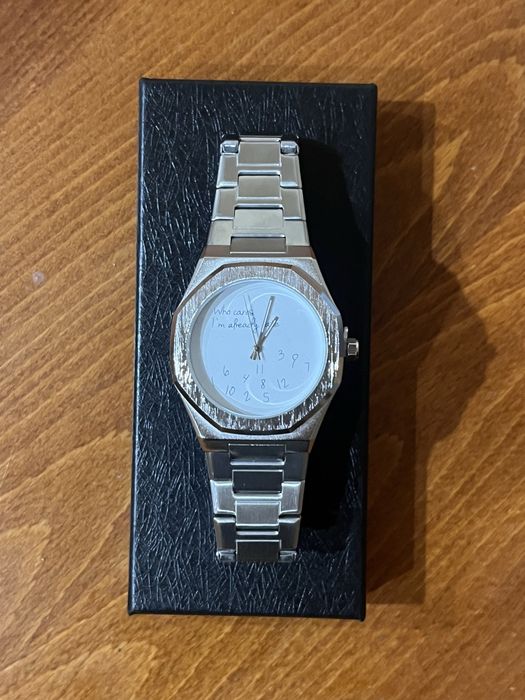 Часовник "Who Cares I'm already Late"