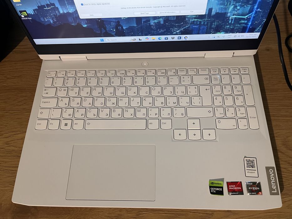 Мощен Гейминг лаптоп Ryzen 5 6600H 16Ram nVidia RTX 3050