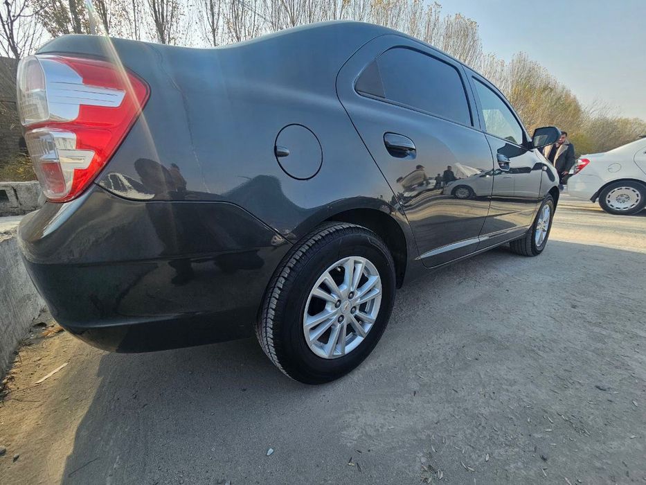 Cobalt sotiladi bir qo’l salondan olingan probeg 64000